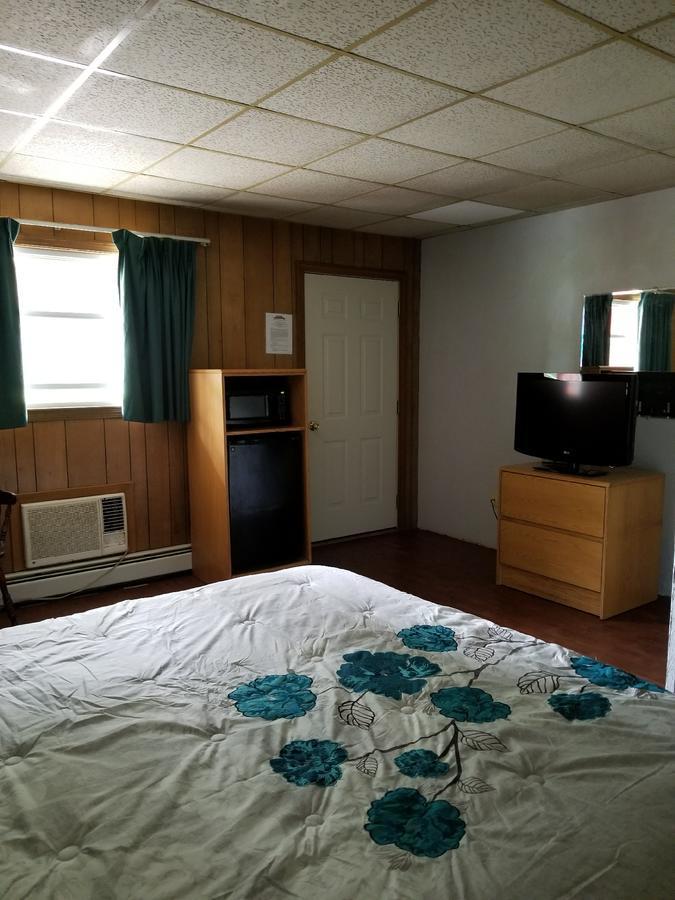 Pittsfield Motor Inn المظهر الخارجي الصورة